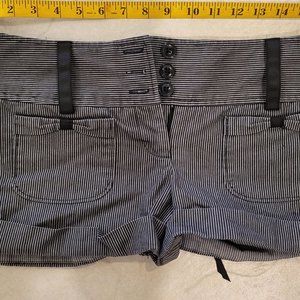 Charlotte Russe Pinstripe Shorts Size 7